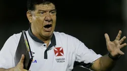 Paulo Campos/AGIF - Joel Santana no comando do Vasco.