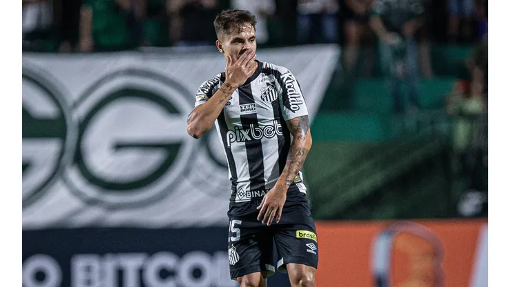 Foto: Isabela Azine/AGIF - Zanocelo perdeu espaço no Santos