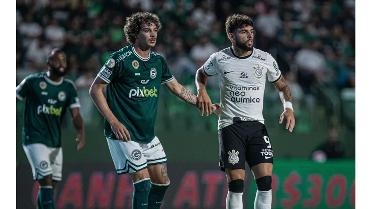 Isabela Azine/AGIF/ "Completa falta de preparo"; Árbitros analisam gol anulado do Corinthians e expõem arbitragem no Brasileirão.