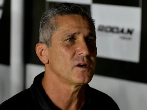 Jorginho não se intimida e entrega escolha de Yuri Lara na reserva