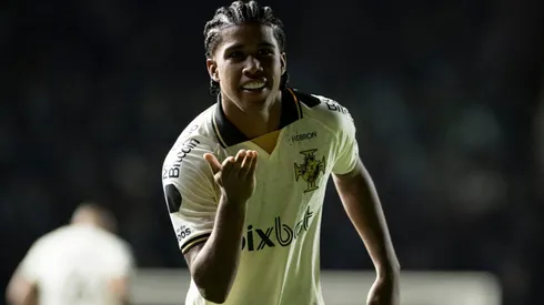 Foto: Jorge Rodrigues/AGIF - Andrey Santos é uma das grandes joias da base vascaína.