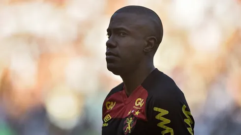 Fabinho falou após a vitória do Sport (Foto: Thiago Ribeiro/AGIF)