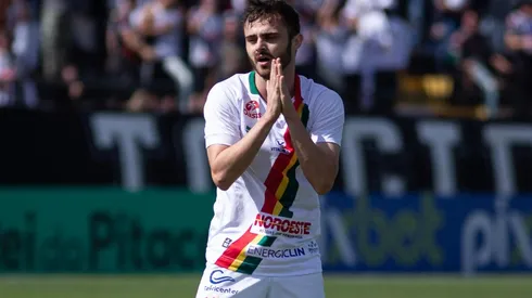 Joao Vitor Rezende Borba/AGIF. Poveda foi um dos autores dos três gols do Sampaio Corrêa