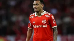 Pedro H. Tesch/AGIF - Alan Patrick quase parou em rival do Internacional