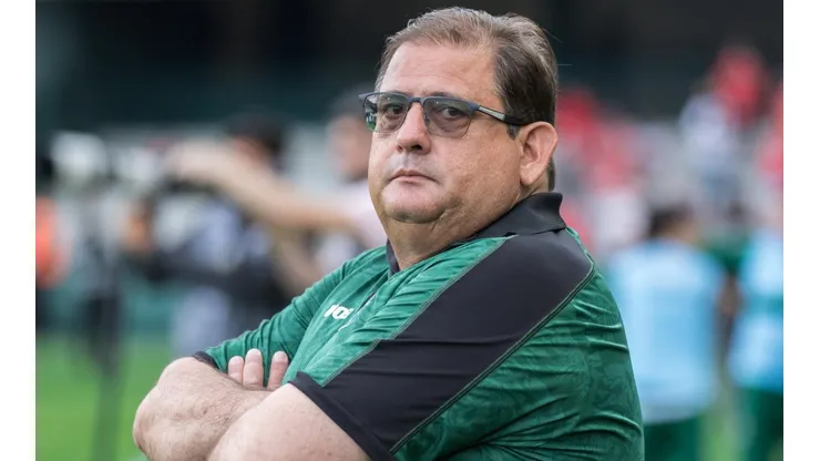 Robson Mafra/AGIF/ "O cara é da seleção"; Torcida do Coritiba 'cobra' Guto Ferreira para ter jogador como titular.