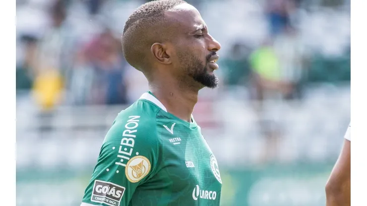 Foto: Robson Mafra/AGIF - Diego renovou contrato com o Goiás até 2024