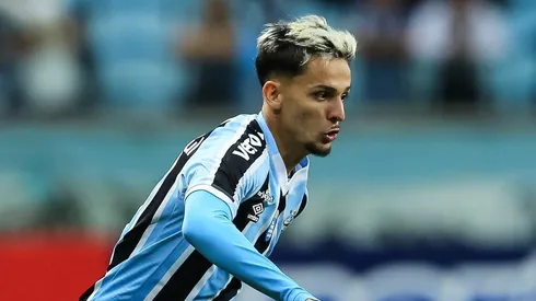 Pedro H. Tesch/AGIF - Gabriel pelo Grêmio.