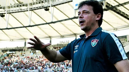 Diniz explica motivo pelo qual ainda não renovou com o Fluminense