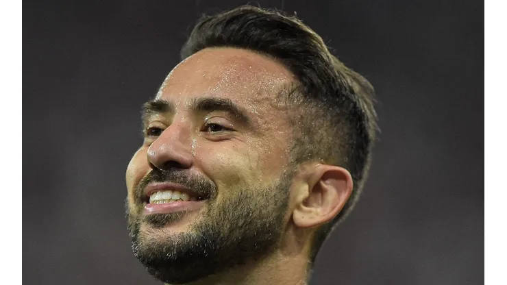 - Everton RIbeiro