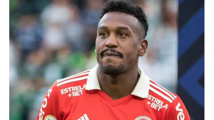 Edenílson surpreende e manda a real sobre o Internacional na temporada