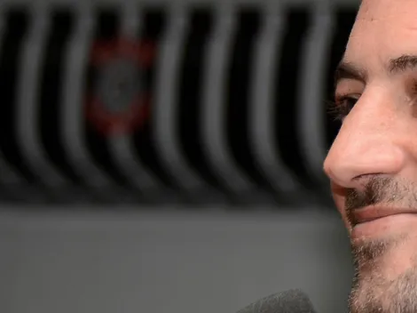 “Ontem de noite, me ligou...”; Duilio liga para cartola de rival e assunto sobre novo treinador é vazado