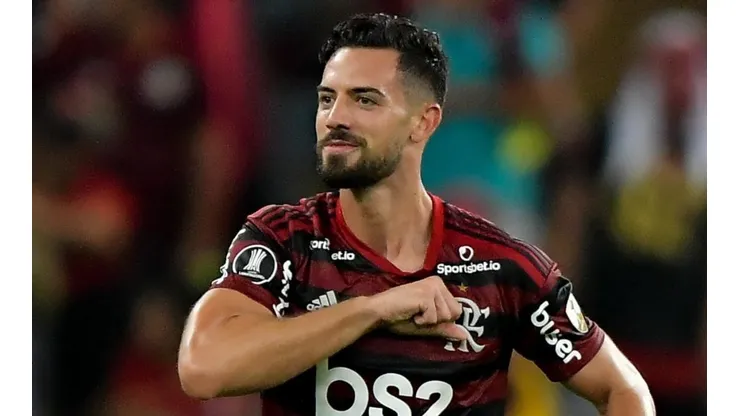 Zagueiro brilhou no Flamengo - Foto: Thiago Ribeiro/AGIF.