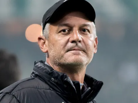 Escolhido de Lisca convive com problemas no Santos e bastidores são 'vazados'