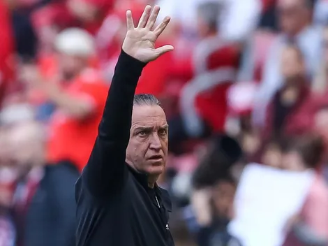 Cuca 'dispensa' atacante de R$ 700mil/mês e torcedores do Vasco debatem contratação