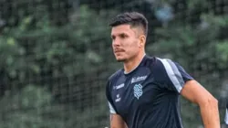 Foto: Reprodução/Figueirense - Léo Campos, lateral-esquerdo do Figueirense