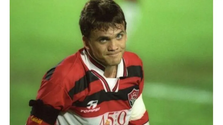 Foto: Divulgação/Vitória - Petkovic atuou no Vitória de 1997 a 1999