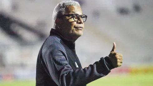 Rogério Capela/AGIF - Hélio dos Anjos comandante da Ponte Preta