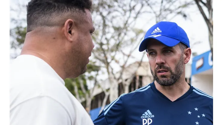 Foto: Gustavo Aleixo/Cruzeiro/Divulgação - Ronaldo e Pezzolano: investidor minimizou tropeços do time nos últimos jogos