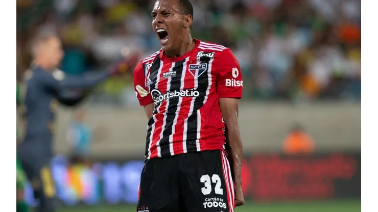 Luizão tem contrato com o São Paulo até janeiro de 2023 (Foto: Gil Gomes/AGIF)