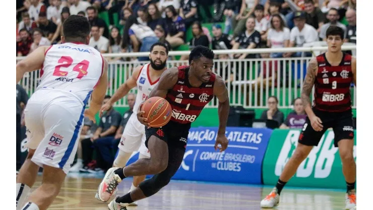 Flamengo segue invicto no NBB