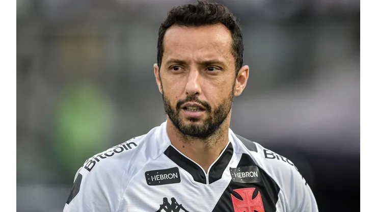 Foto: Thiago Ribeiro/AGIF - Nenê: medalhão iniciou entre os reservas do Vasco contra Criciúma