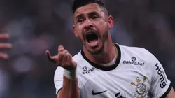 Foto: Ettore Chiereguini/AGIF - Giuliano teve atuação apagada diante do Santos.