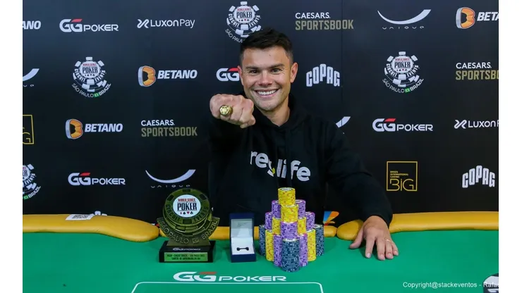 Gustavo Mastelotto venceu o Super High Roller e levou boa premiação (Foto: Rafael Terra/WSOP Circuit)