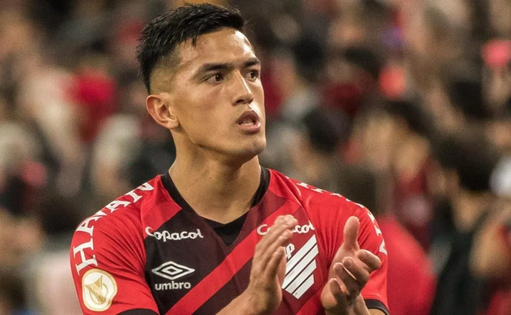 Tomás Cuello - Foto: Robson Mafra/AGIF.