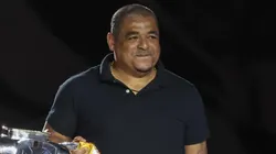 Vampeta falou sobre favoritismo entre Santos x Corinthians (Foto: Marcello Zambrana/AGIF)