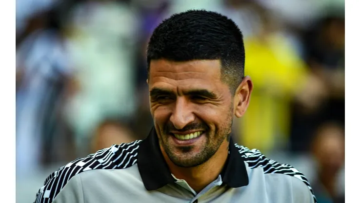Foto: Kely Pereira/AGIF - Lucho está no seu primeiro trabalho como técnico profissional.