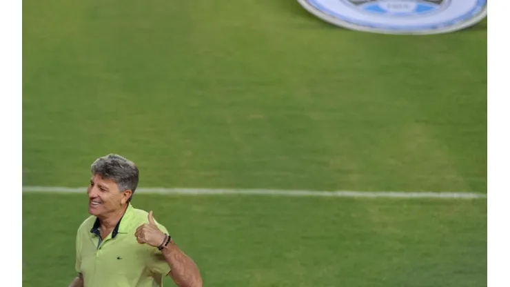 Nem France Football nem FIFA: Renato Gaúcho disputa como melhor técnico do mundo em premiação ‘patinho feio’