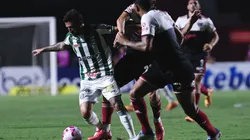 Foto: Ettore Chiereguini/AGIF - Coritiba foi criticado pela torcida após derrota