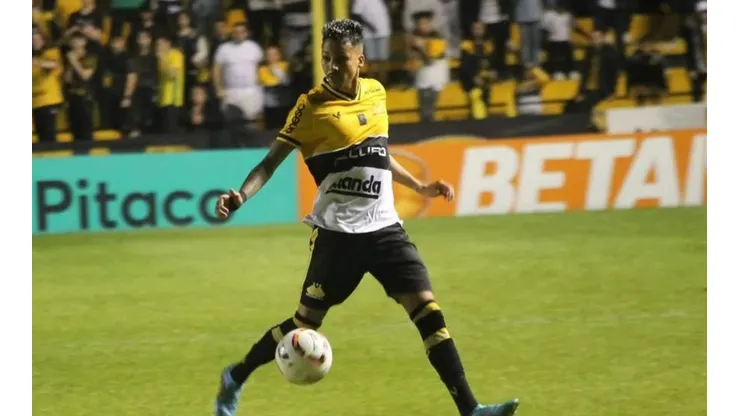 Foto: Celso da Luz/ Assessoria de imprensa Criciúma E.C - Ítalo completou dois meses no Clube no último dia 15