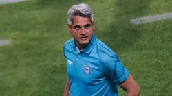 Foto: Gabriel Machado/AGIF - Rodrigo Santana não ganhou nenhuma partida no comando do Coritiba