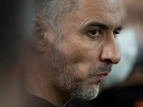 ‘Bomba’ estoura nos bastidores e Vitor Pereira tem problema no Timão