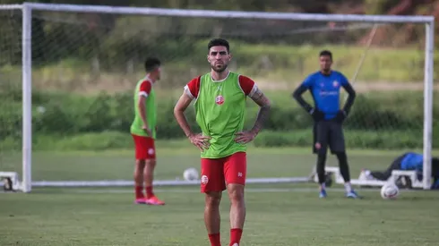 Foto: Tiago Caldas/Náutico - Thiago Ennes rescindiu contrato com o Náutico