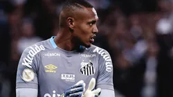 Foto: Ettore Chiereguini/AGIF - John pode não permanecer na Vila Belmiro.