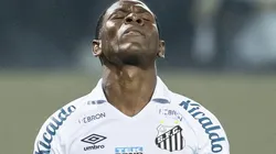 Foto: Raul Baretta/AGIF - Angulo puxa fila de saídas no Peixe