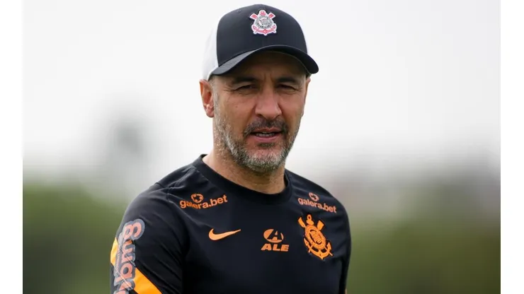 Foto: Rodrigo Coca/Agência Corinthians/Divulgação - Vítor Pereira: contrato com o Corinthians está na reta final