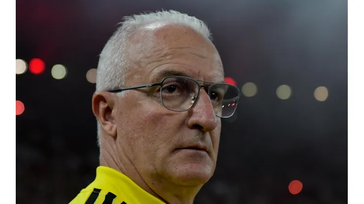 Thiago Ribeiro/AGIF - Dorival Jr no comando do Flamengo.