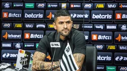 Foto: Felipe Santos / CSC - Lucho González terá que avaliar atletas emprestados ao término do ano no Vozão