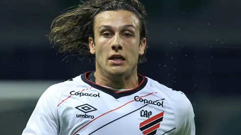 Marcello Zambrana/AGIF - Canobbio pelo Furacão.