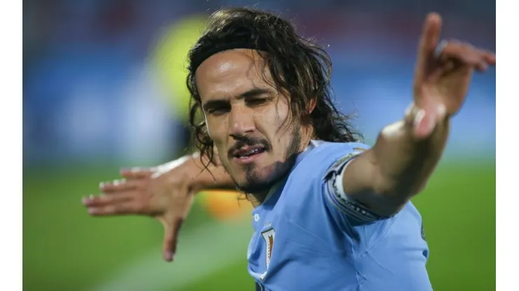 Ernesto Ryan/Getty Images/ "Essa possibilidade..."; Cavani 'manda a real' sobre jogar em gigante sul-Americano.