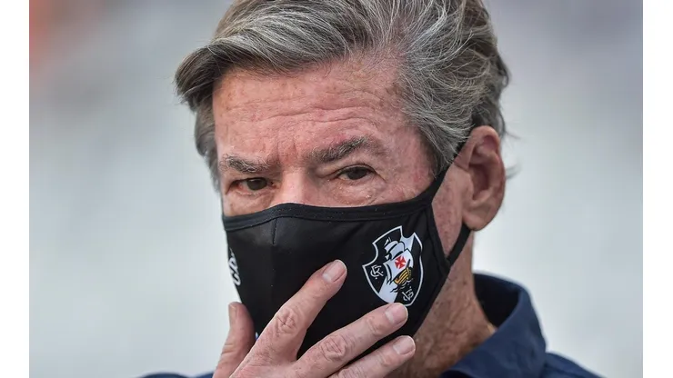 Tempo de suspensão de dupla vascaína após determinação do STJD pega Jorge Salgado de surpresa