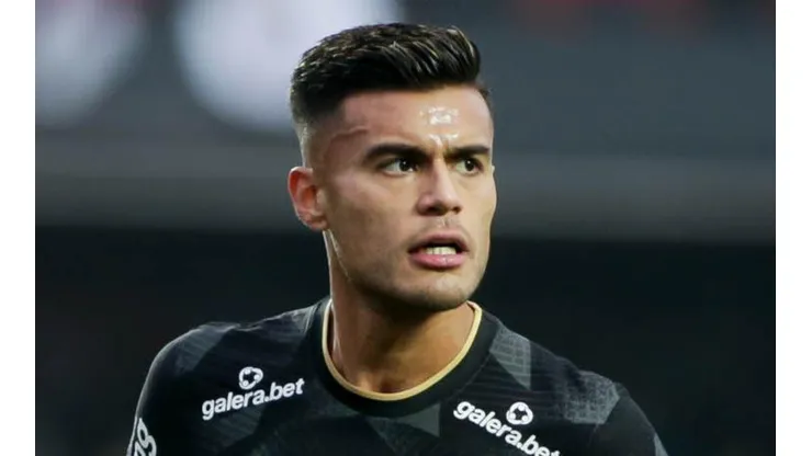 Foto: Rodrigo Coca/Ag. Corinthians - Meio-campista que disputa vaga com Fausto deve ser cortado da final.