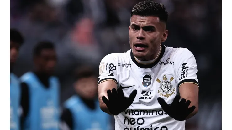 Foto: Ettore Chiereguini/AGIF - Fausto Vera é titular absoluto do Corinthians