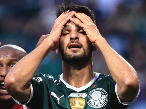 "Vocês são uma piada"; Torcida 'ferve' e cobra demissão de dupla após lance bizarro de López