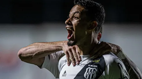 Foto: Heber Gomes/AGIF - Lucca é artilheiro da Ponte Preta na Série B, com 14 gols