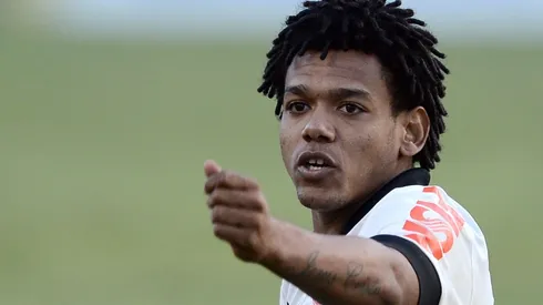 Romarinho não deve voltar ao Corinthians.