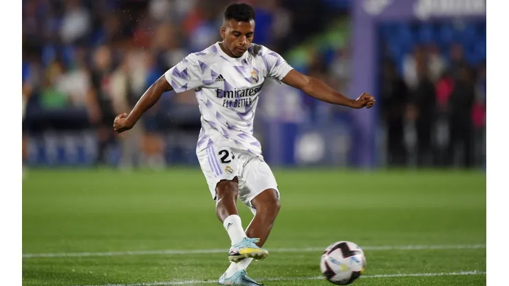 Foto: Denis Doyle/Getty Images - Rodrygo marcou contra o Barcelona